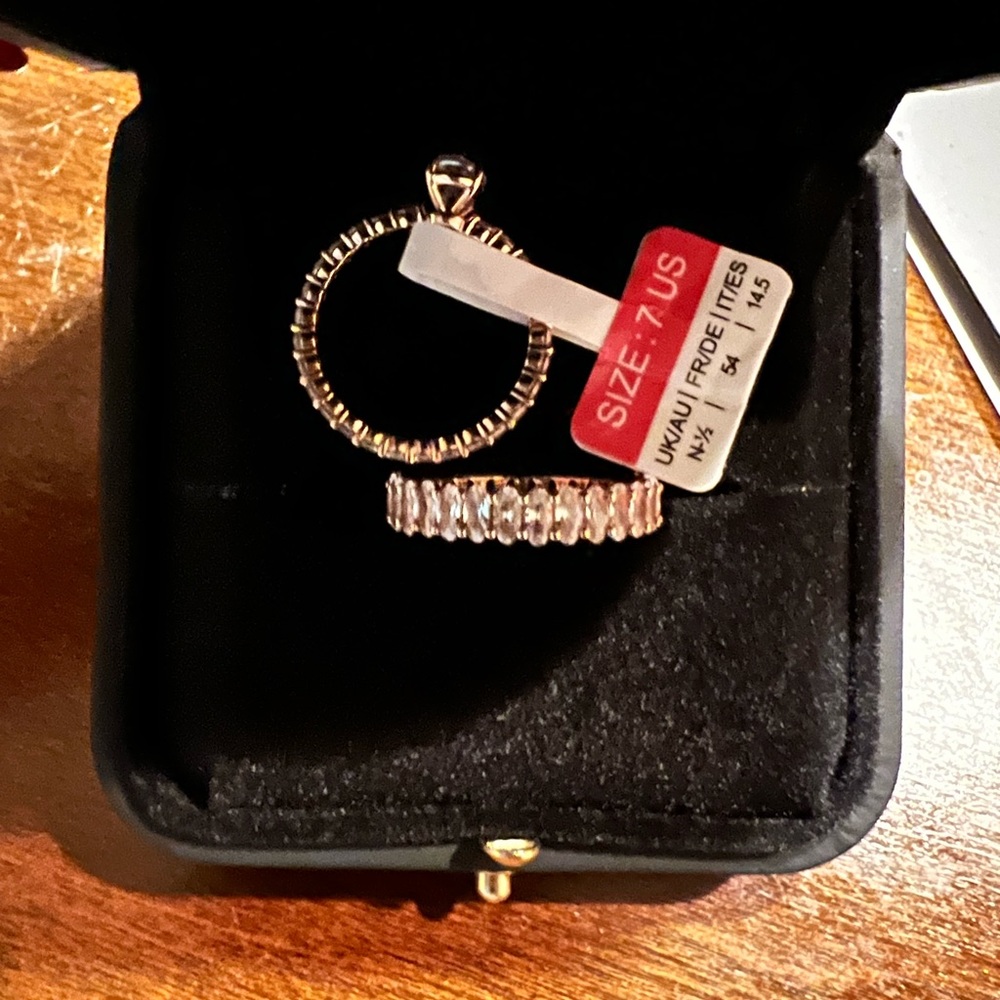10k rose gold Engagement ring set